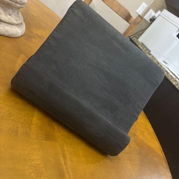 Pillow Pad - Picture 9 of 9